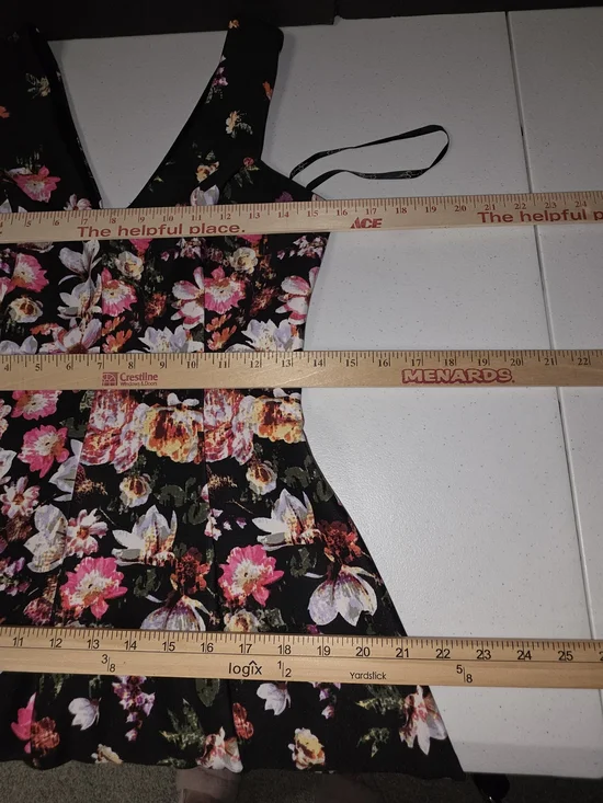 Jessica Simpson Black Floral V-Neck A-Line Flirty Pink & White Blooms Size 4 - Picture 14 of 16